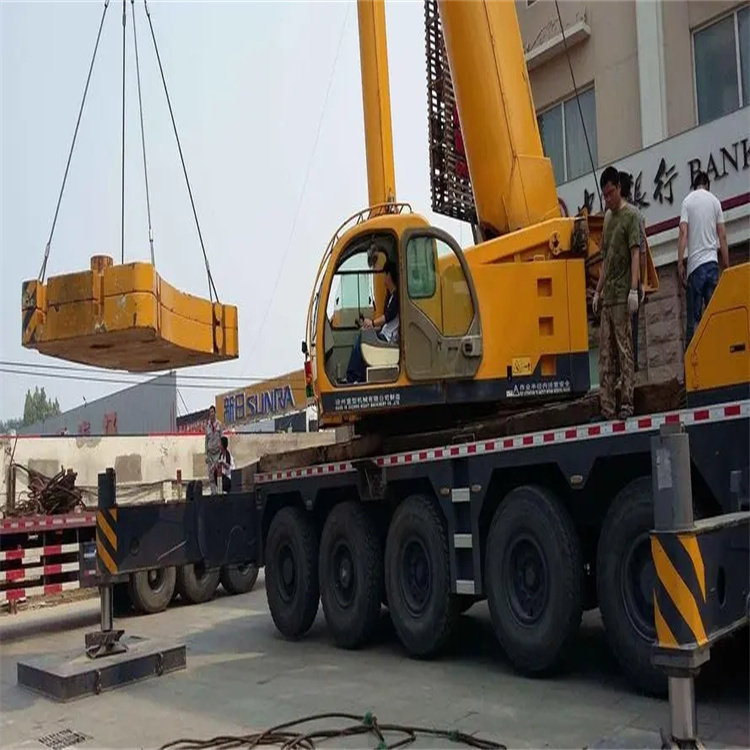 南沙当地吊车出租|机器吊装|75吨|工厂搬迁服务